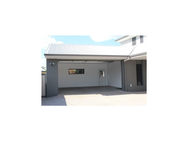 1/77 Church Lane, Emerald QLD 4720