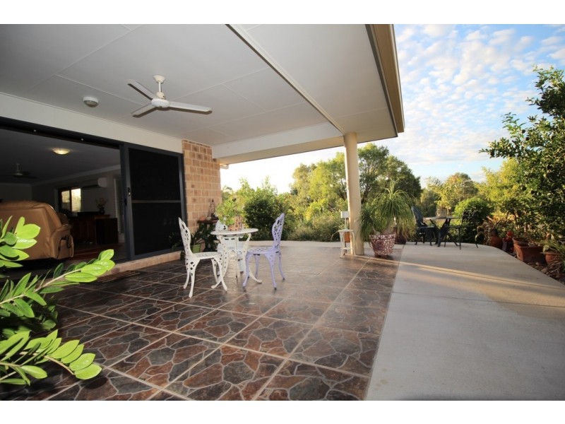 32 Berthun St, Emerald QLD 4720