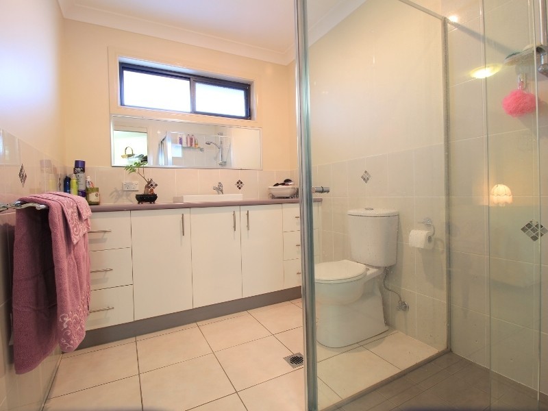 32 Berthun St, Emerald QLD 4720