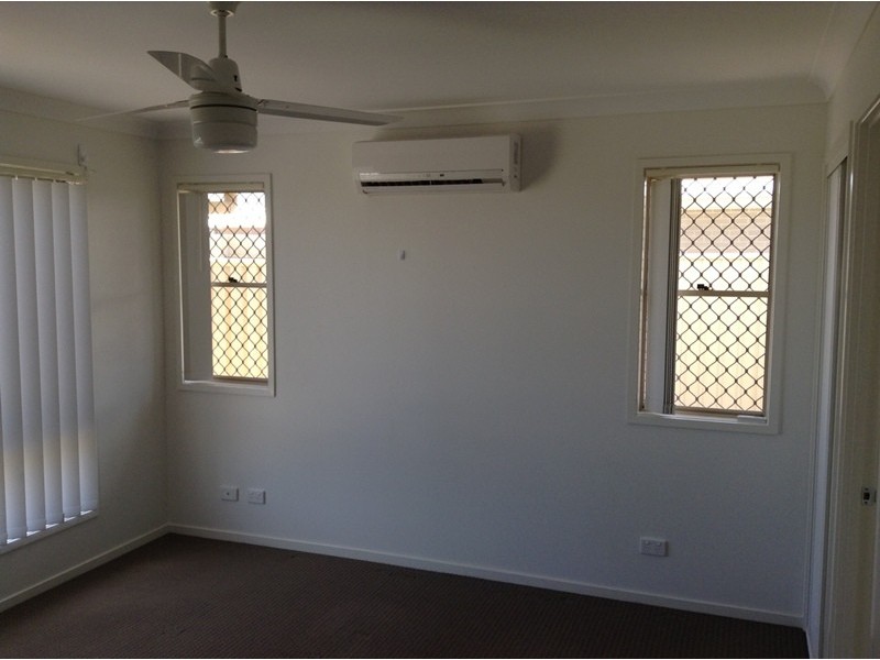 13 Easton, Emerald QLD 4720