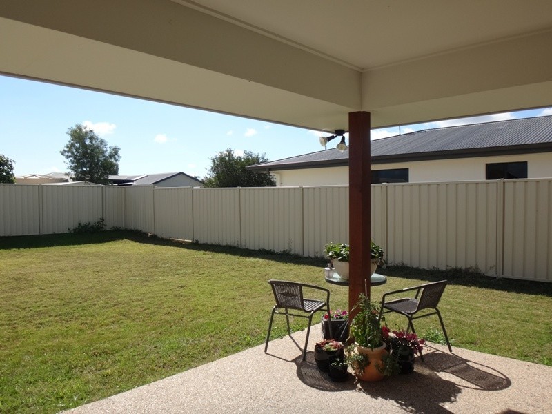 13 Easton, Emerald QLD 4720