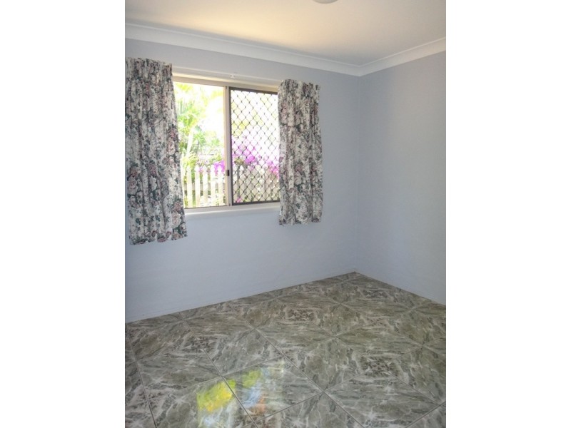 27 Jeppesen Drive, Emerald QLD 4720
