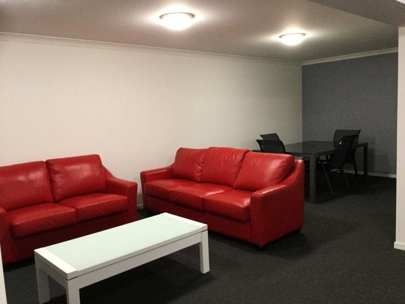 6B/14 Hospital Road, Emerald QLD 4720