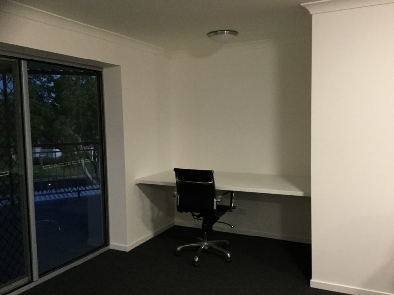 6B/14 Hospital Road, Emerald QLD 4720