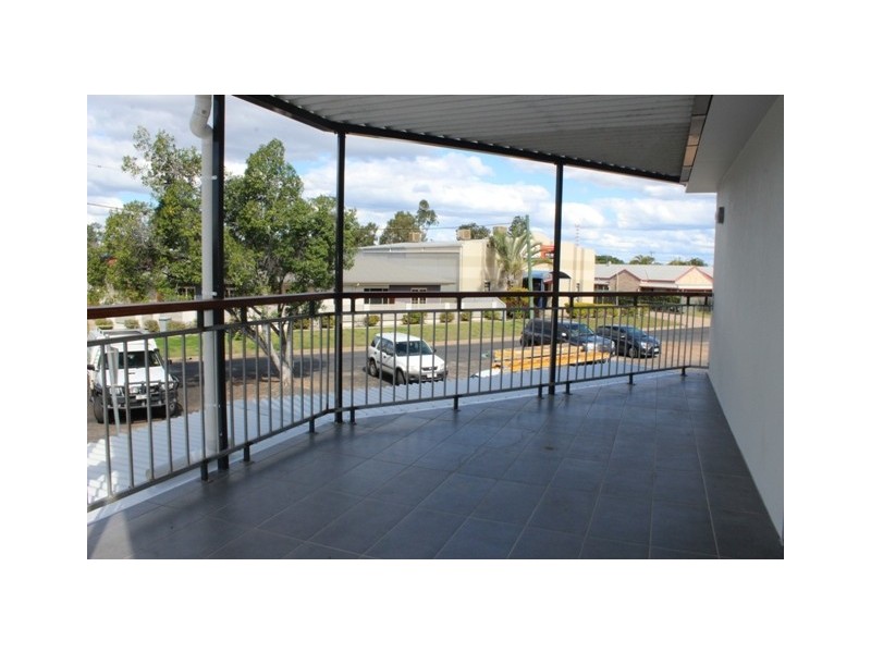 6B/14 Hospital Road, Emerald QLD 4720