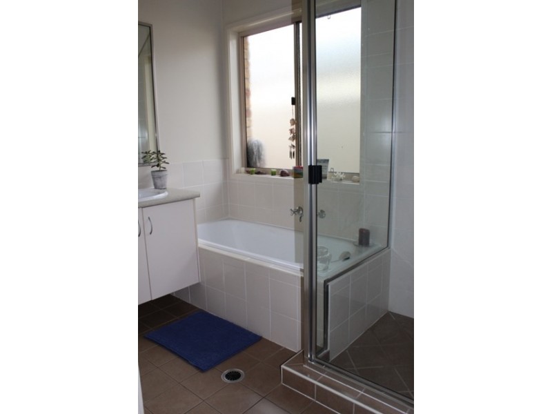 3 Chandon, Emerald QLD 4720