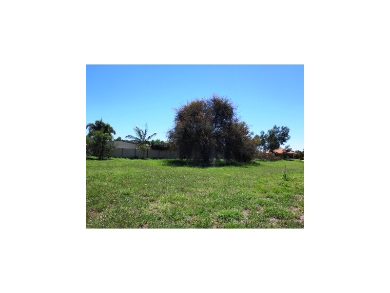 27 Kidd Street, Emerald QLD 4720