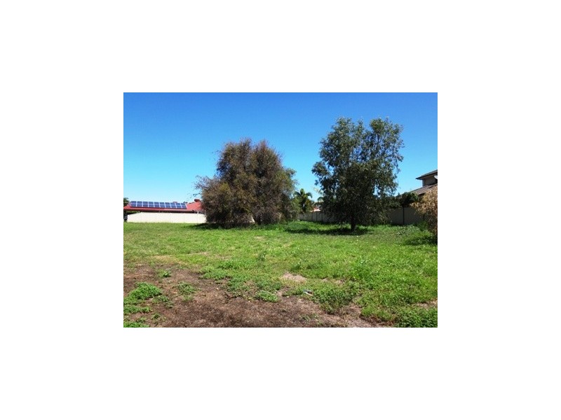 27 Kidd Street, Emerald QLD 4720