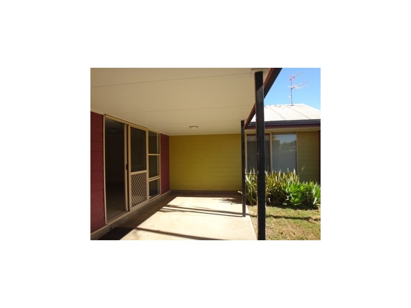 10 Jacqueline Drive, Emerald QLD 4720