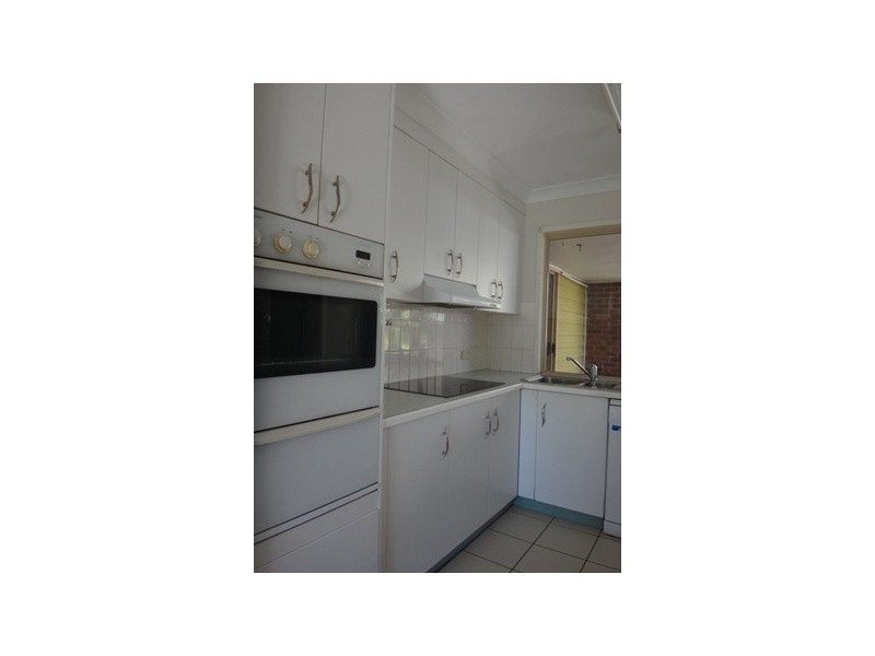 10 Jacqueline Drive, Emerald QLD 4720
