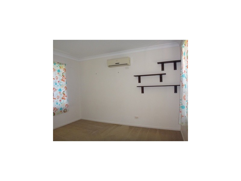 10 Jacqueline Drive, Emerald QLD 4720