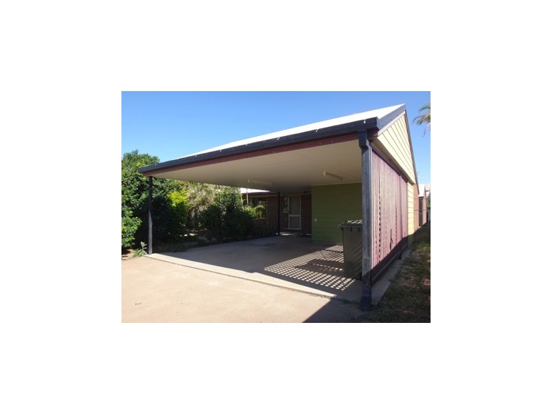10 Jacqueline Drive, Emerald QLD 4720
