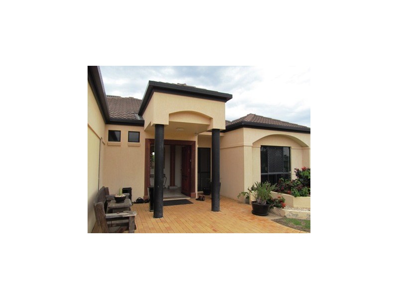 28 Jeppesen Drive, Emerald QLD 4720