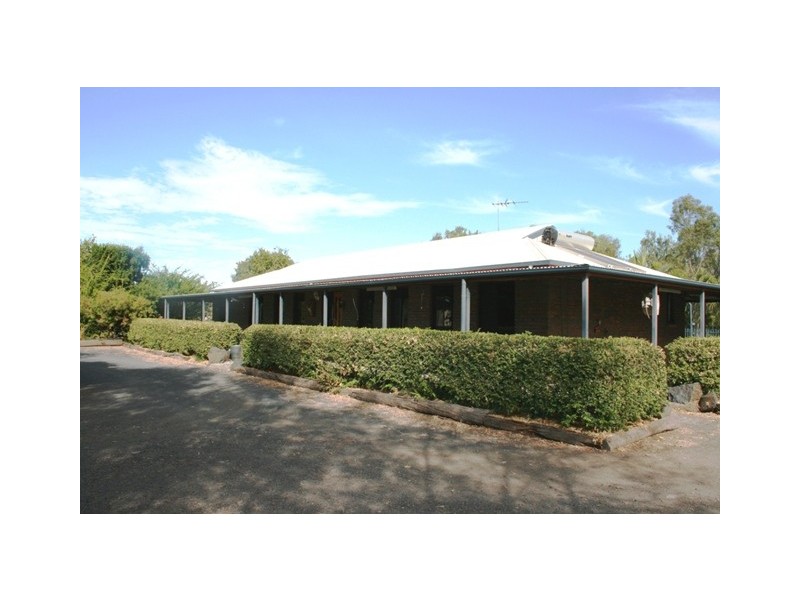 173 Opal Street, Emerald QLD 4720