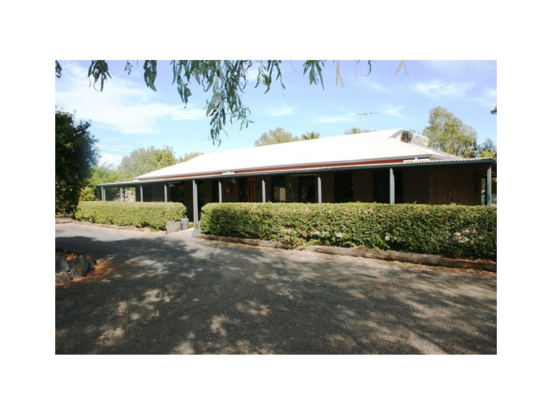 173 Opal Street, Emerald QLD 4720