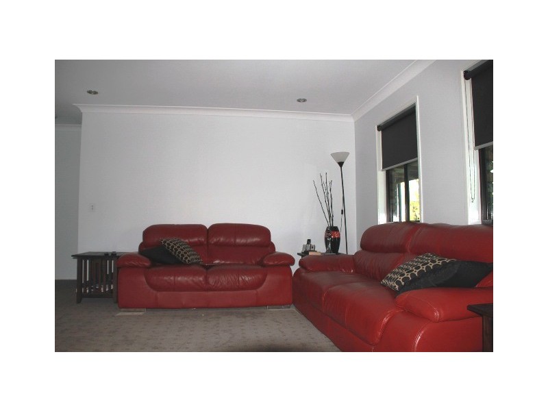 173 Opal Street, Emerald QLD 4720