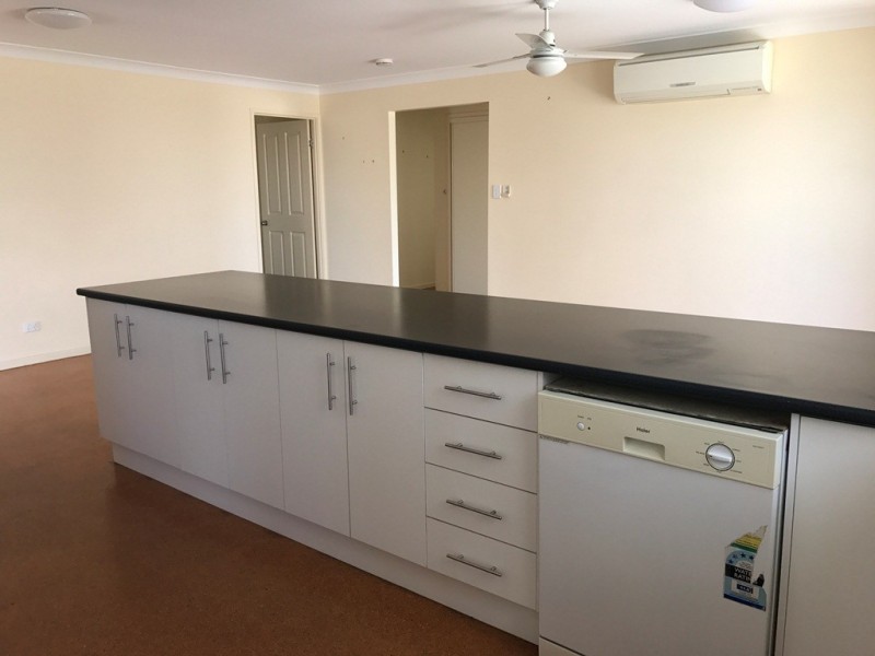 10 Mitchell Street, Emerald QLD 4720