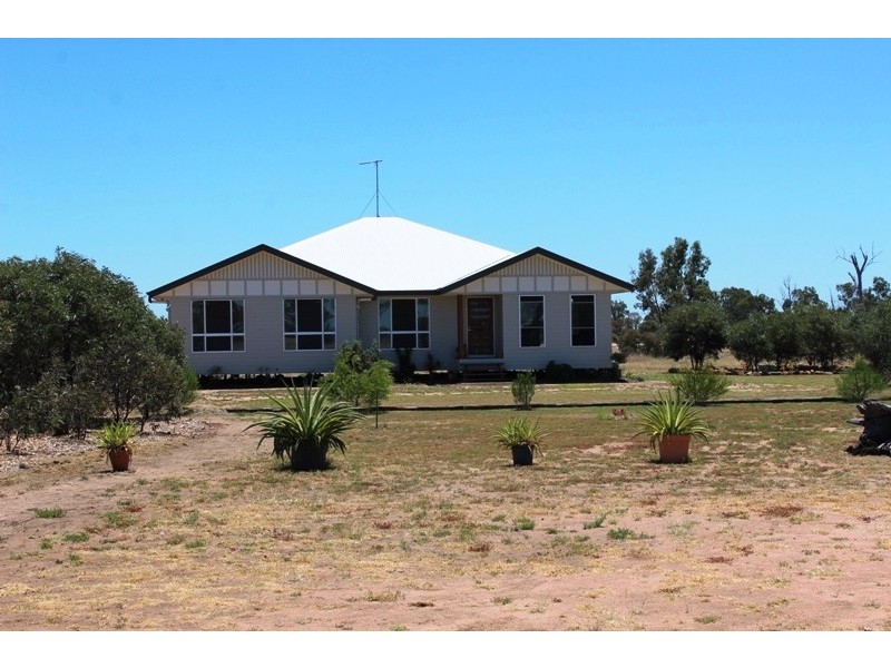 . Glengallon Road, Emerald QLD 4720