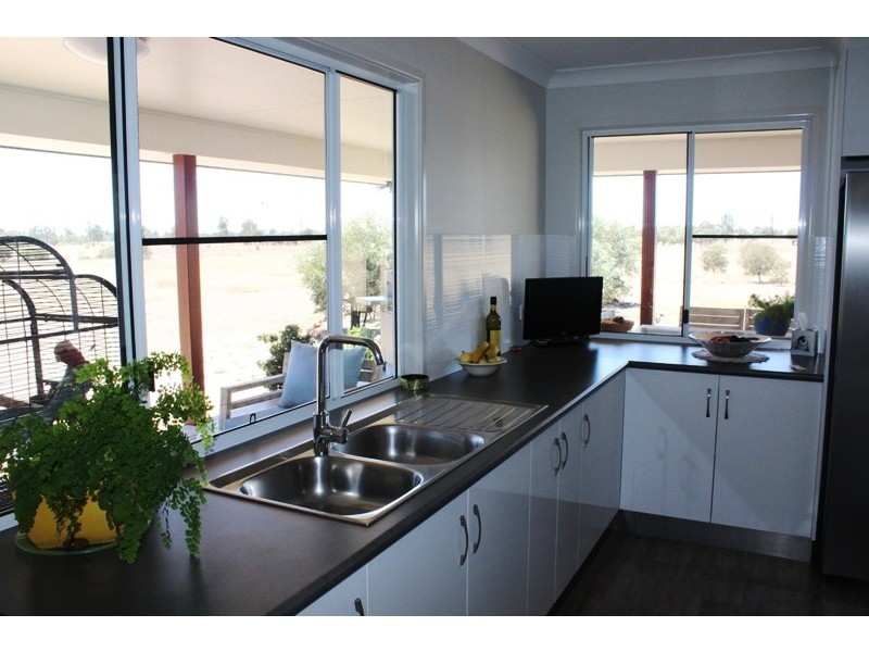 . Glengallon Road, Emerald QLD 4720