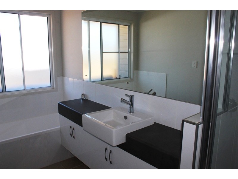 . Glengallon Road, Emerald QLD 4720