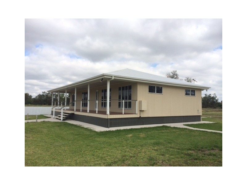 5 Windmill Lane, Emerald QLD 4720