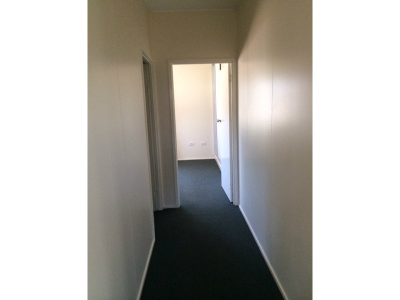 19 Centenary Drive, Emerald QLD 4720