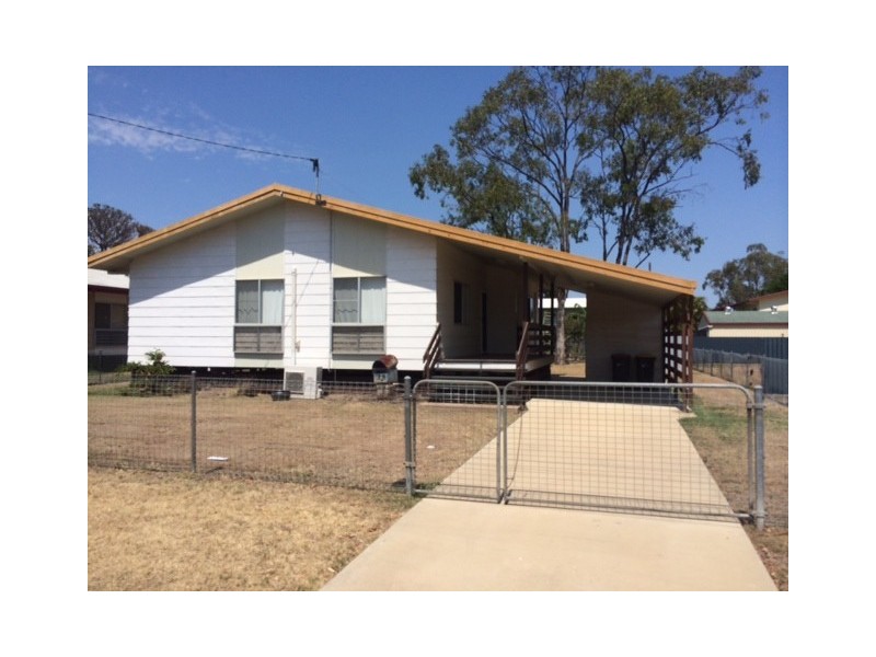 19 Centenary Drive, Emerald QLD 4720