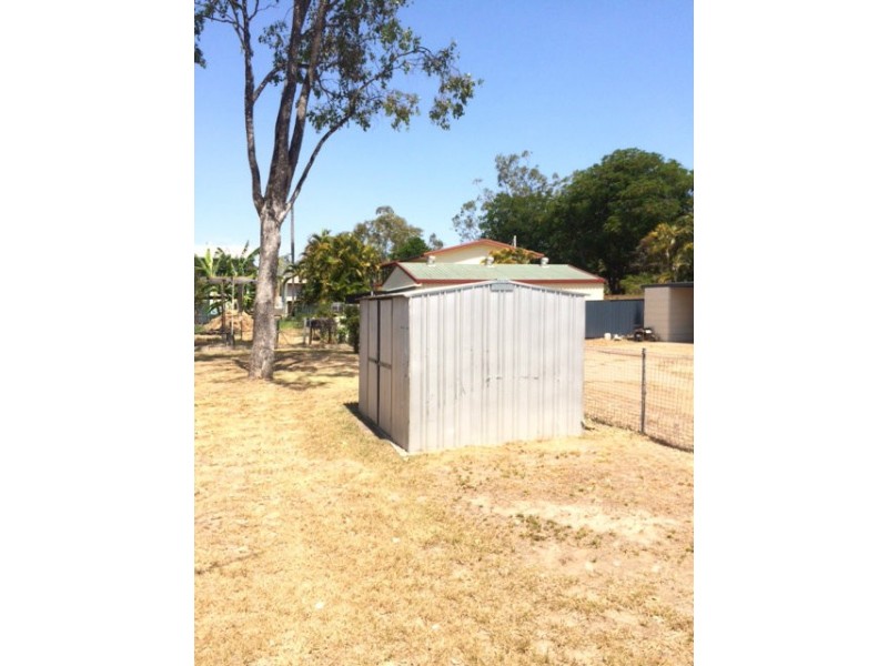 19 Centenary Drive, Emerald QLD 4720
