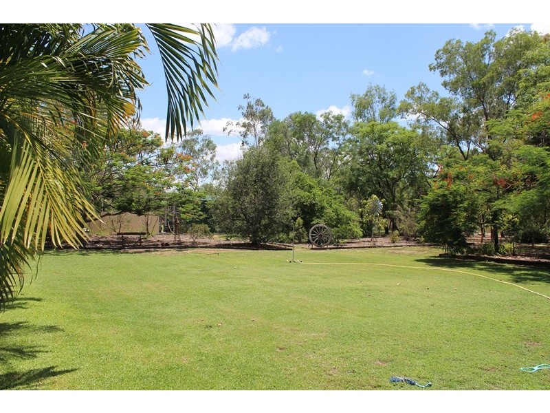 17 Batavia Court, Emerald QLD 4720