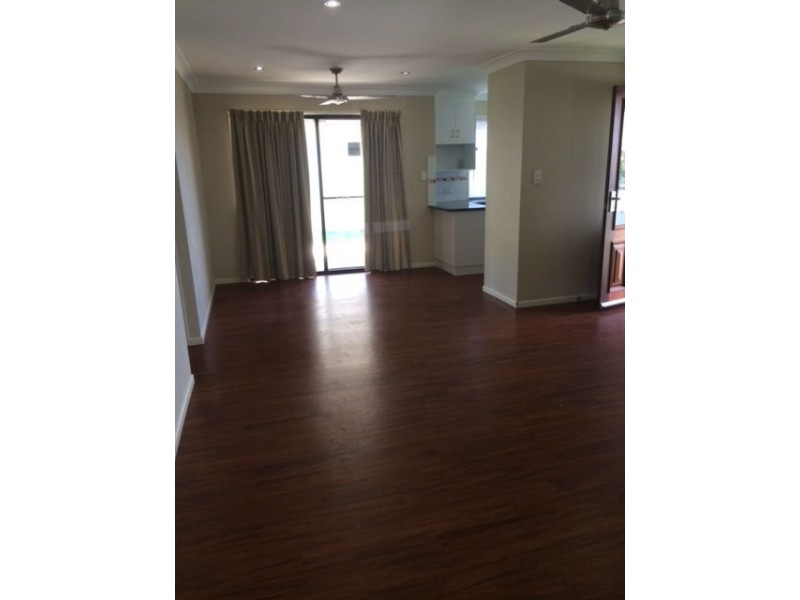 33 Newman Drive, Emerald QLD 4720