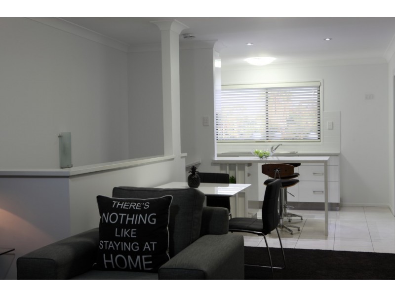 11/9 Cypress Drive, Emerald QLD 4720