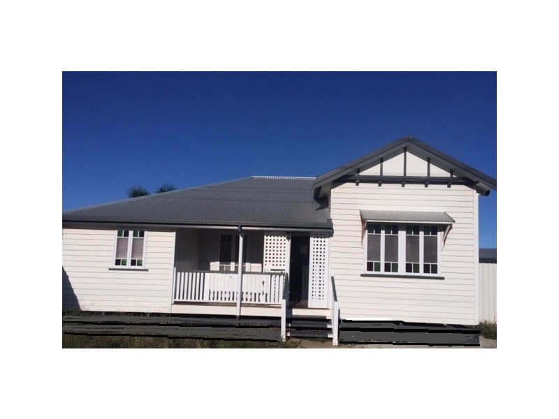 21 White Street, Emerald QLD 4720