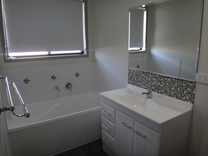 6 Scotts Peak Drive, Capella QLD 4723
