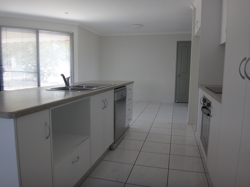 6 Scotts Peak Drive, Capella QLD 4723