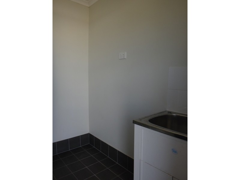 6 Scotts Peak Drive, Capella QLD 4723
