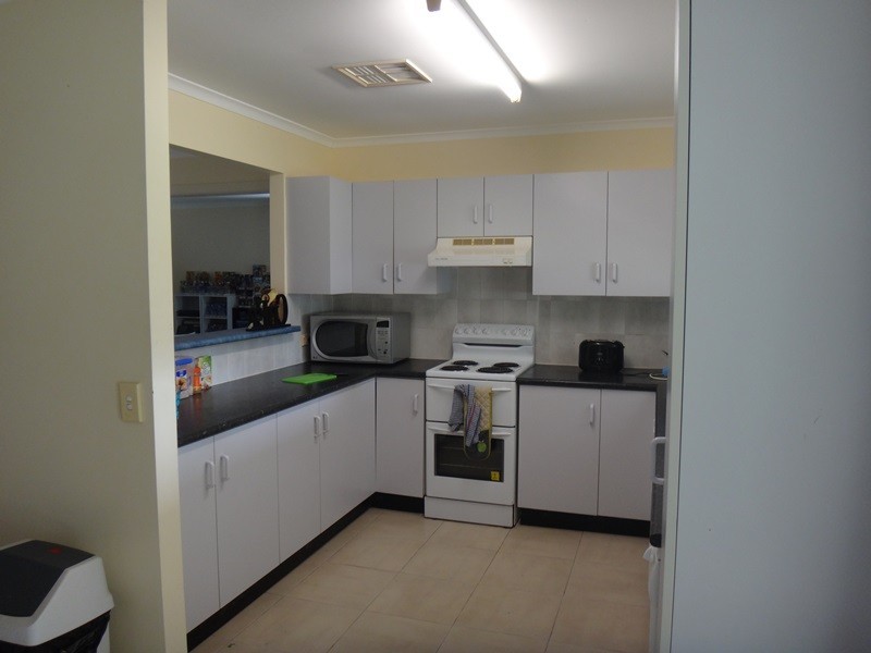 18 Barry Street, Emerald QLD 4720