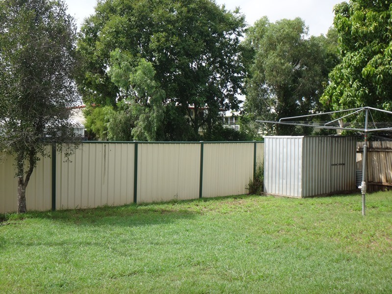 18 Barry Street, Emerald QLD 4720