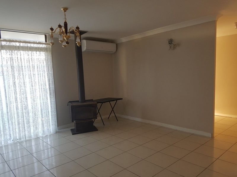 26 diamond avenue, Emerald QLD 4720