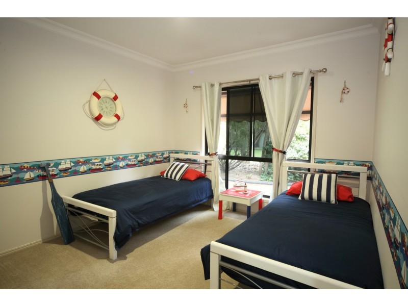 4 Malibu Place, Emerald QLD 4720