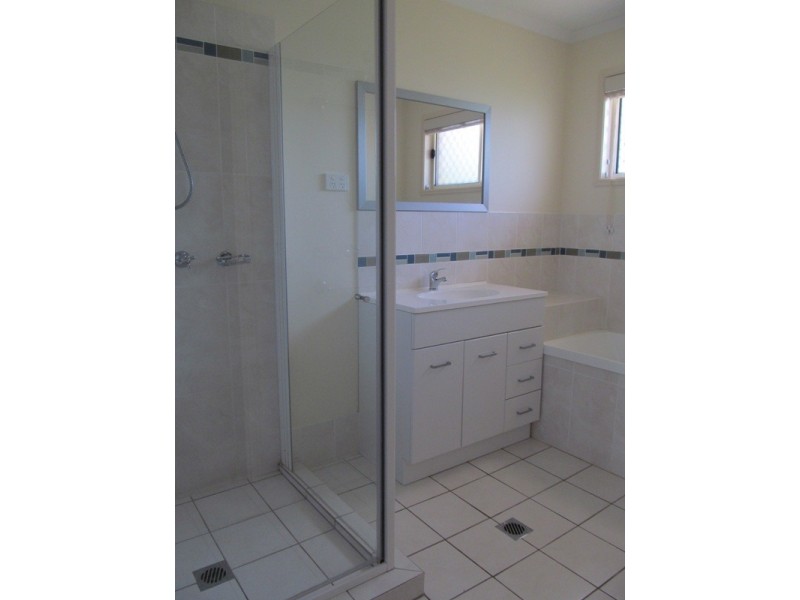 17 Kidd, Emerald QLD 4720