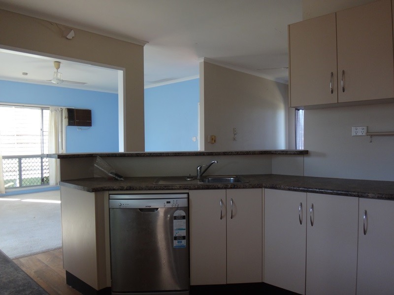 16 Roxburgh, Capella QLD 4723