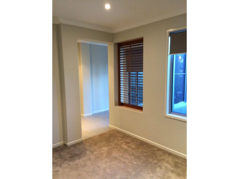 57 Newman Drive, Emerald QLD 4720