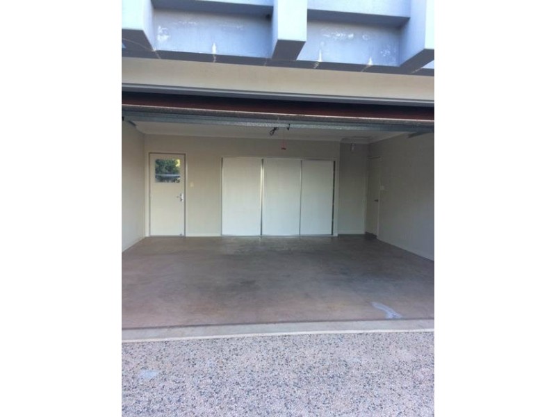 57 Newman Drive, Emerald QLD 4720