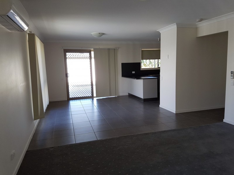 4B Yvette Court, Emerald QLD 4720