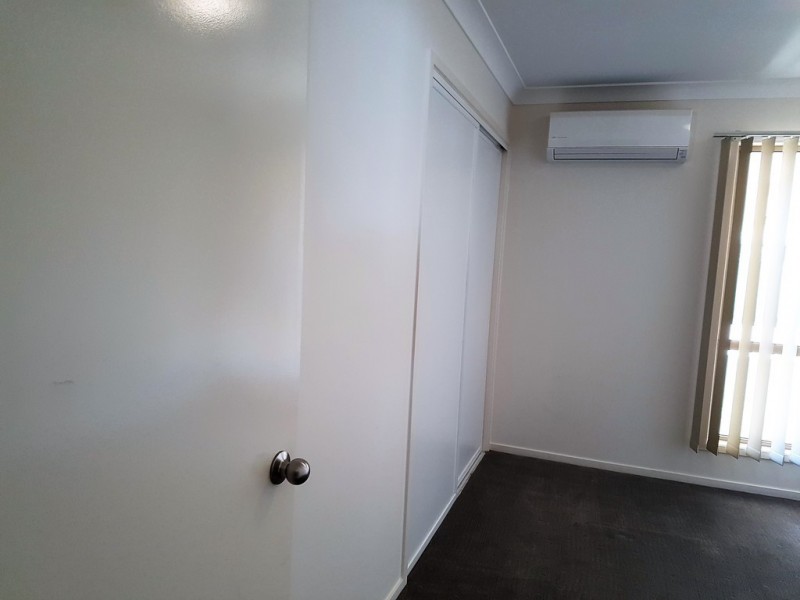 4B Yvette Court, Emerald QLD 4720