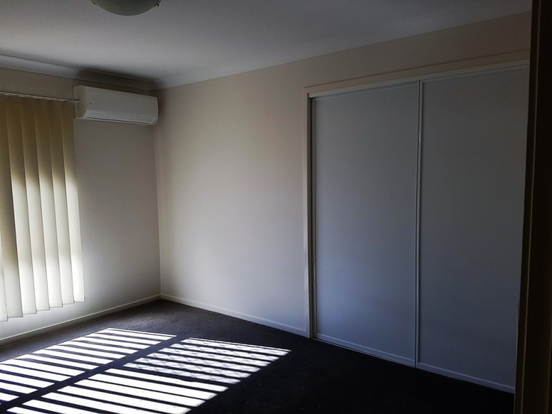 4B Yvette Court, Emerald QLD 4720