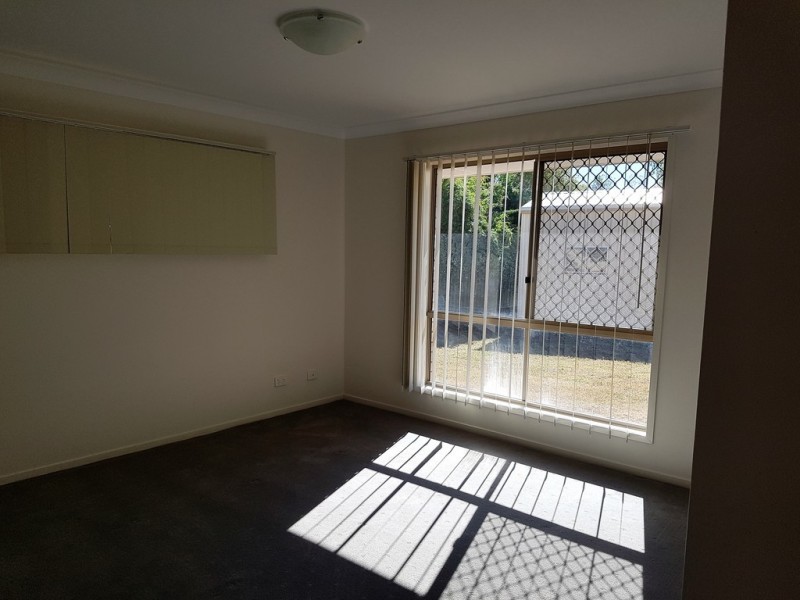 4B Yvette Court, Emerald QLD 4720