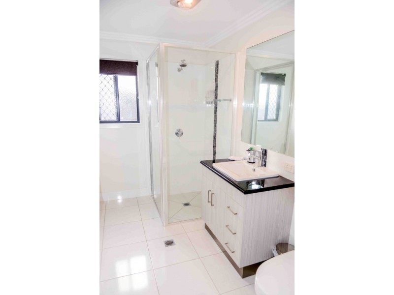 43 Anakie Street, Emerald QLD 4720