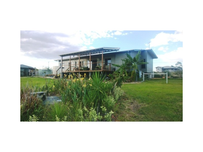 77 Patanga Place, Emerald QLD 4720