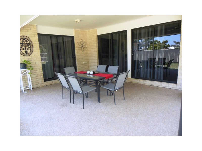 63 Newman Drive, Emerald QLD 4720